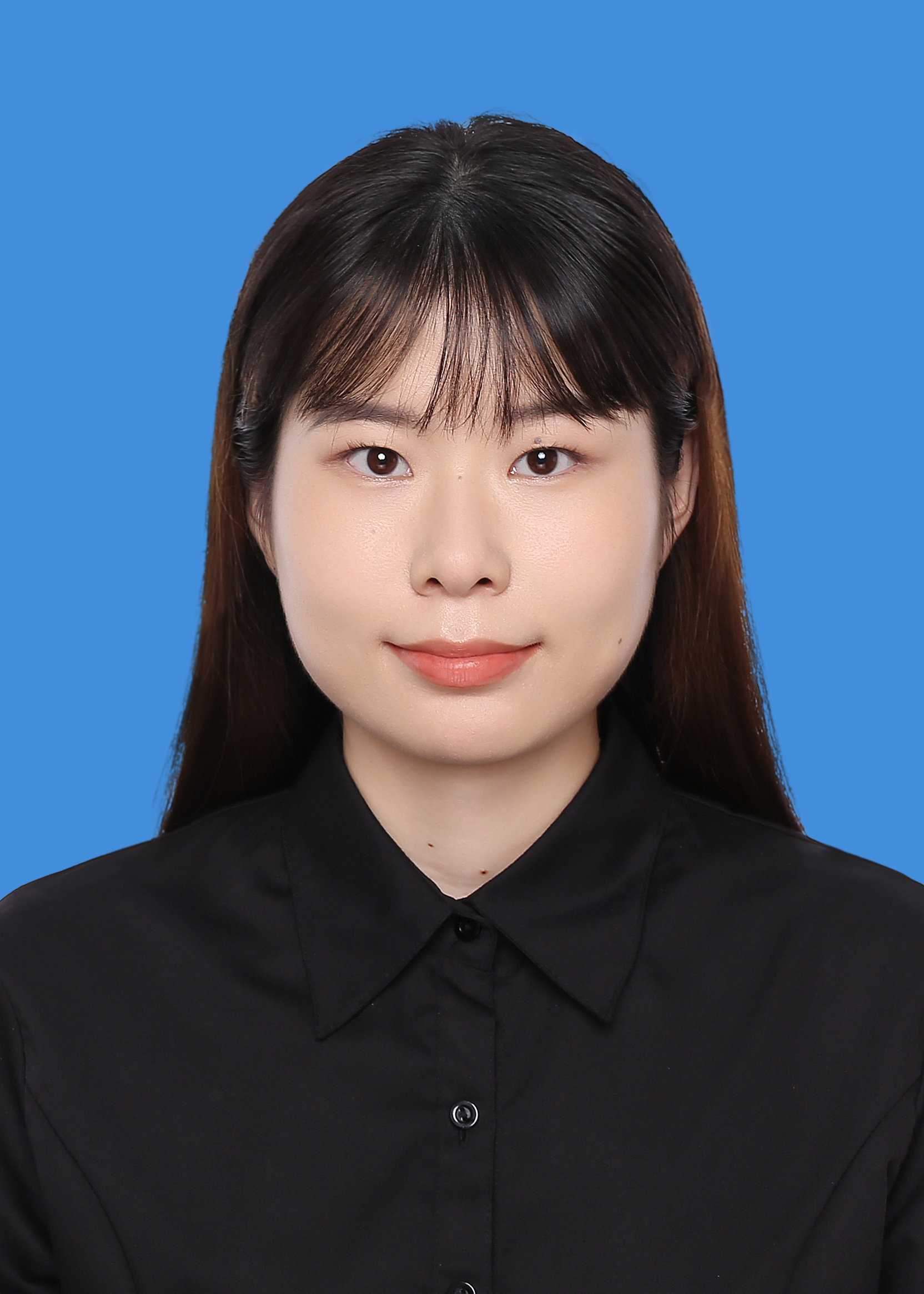 郝瑞婷证件照.jpg